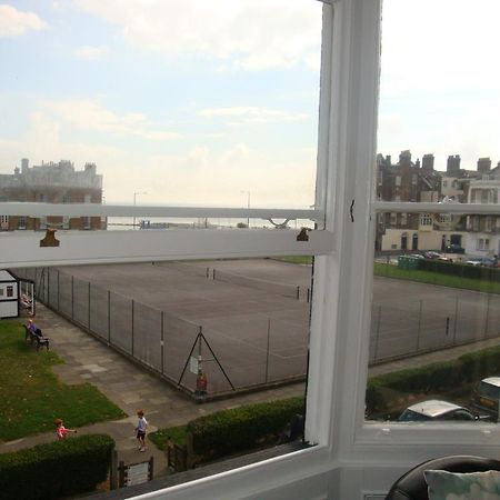 ホテル Spencer Court ラムズゲート エクステリア 写真