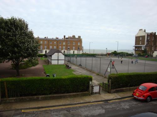 ホテル Spencer Court ラムズゲート エクステリア 写真